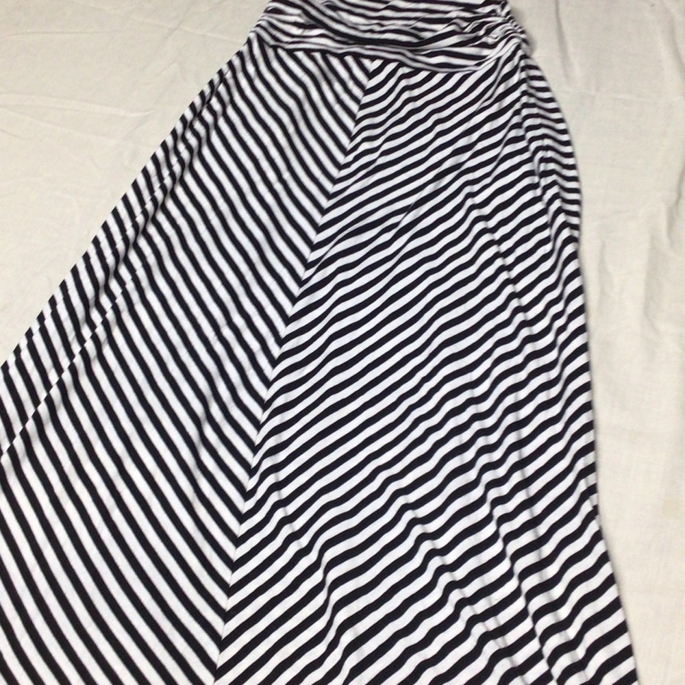 Merona Striped Black and White Skirt